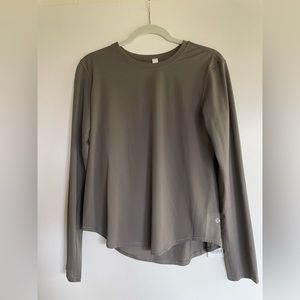 NWT Lululemon High Neck Run & Train LS, size 8